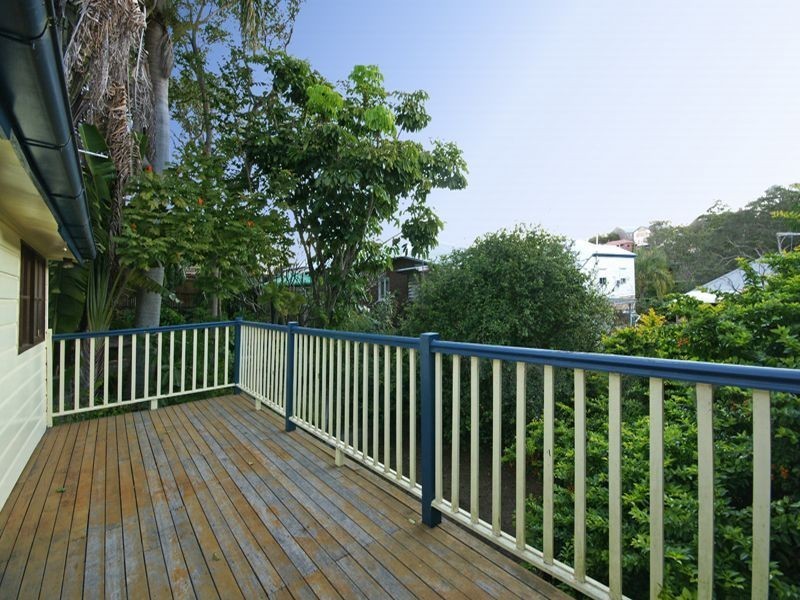 6 Ella Street, Red Hill QLD 4059