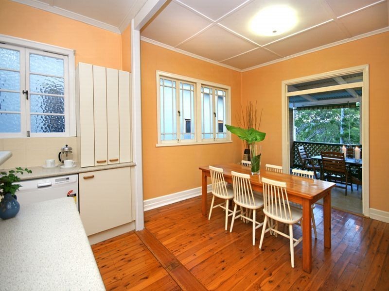 96 Banks Street, Alderley QLD 4051