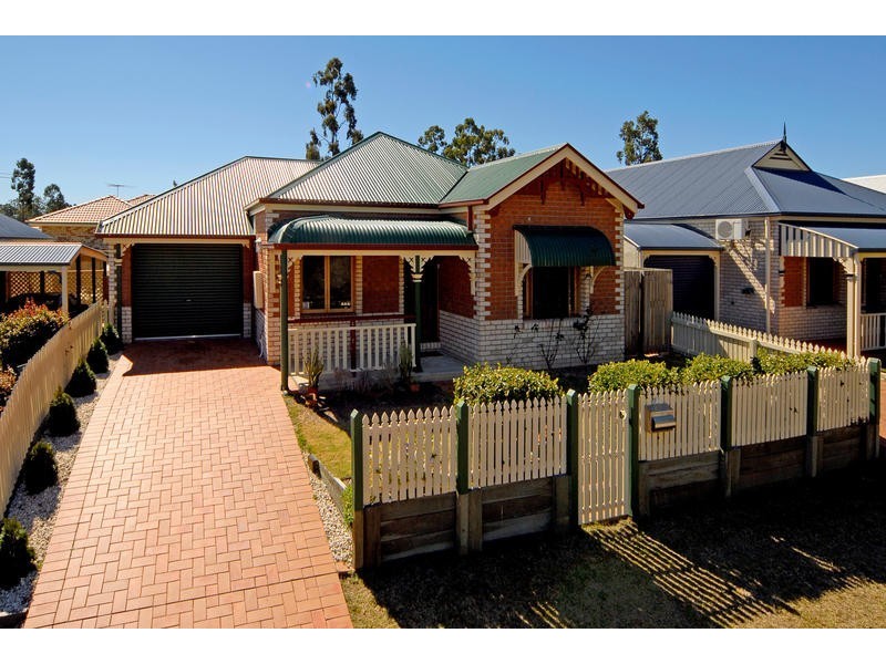 22 Neptune Street, Springfield Lakes QLD 4300