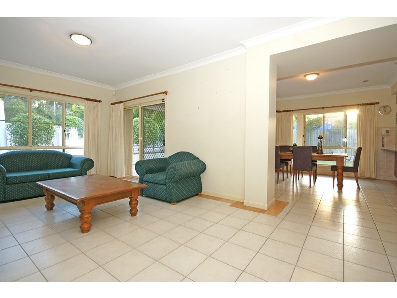 2 Minnelli Place, Mcdowall QLD 4053