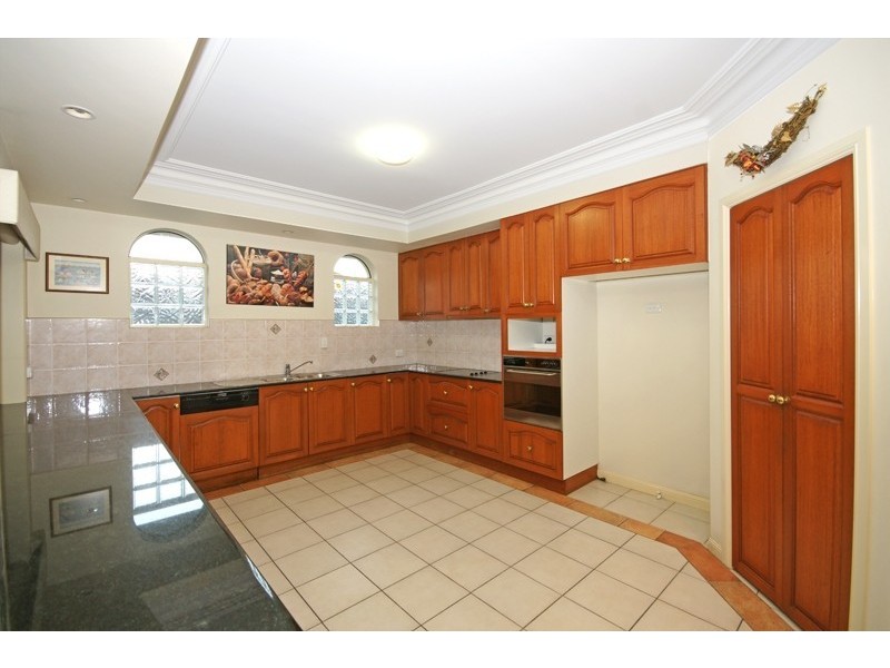 2 Minnelli Place, Mcdowall QLD 4053