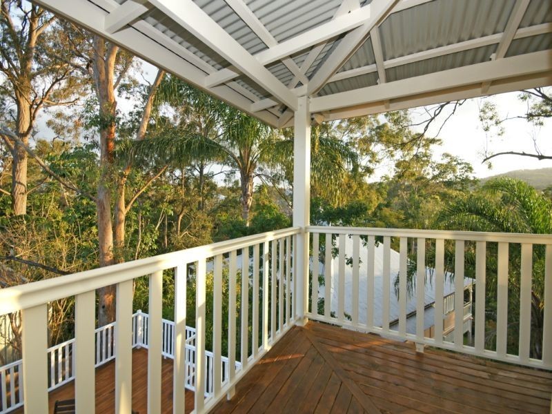 76 Coopers Camp Road, Bardon QLD 4065