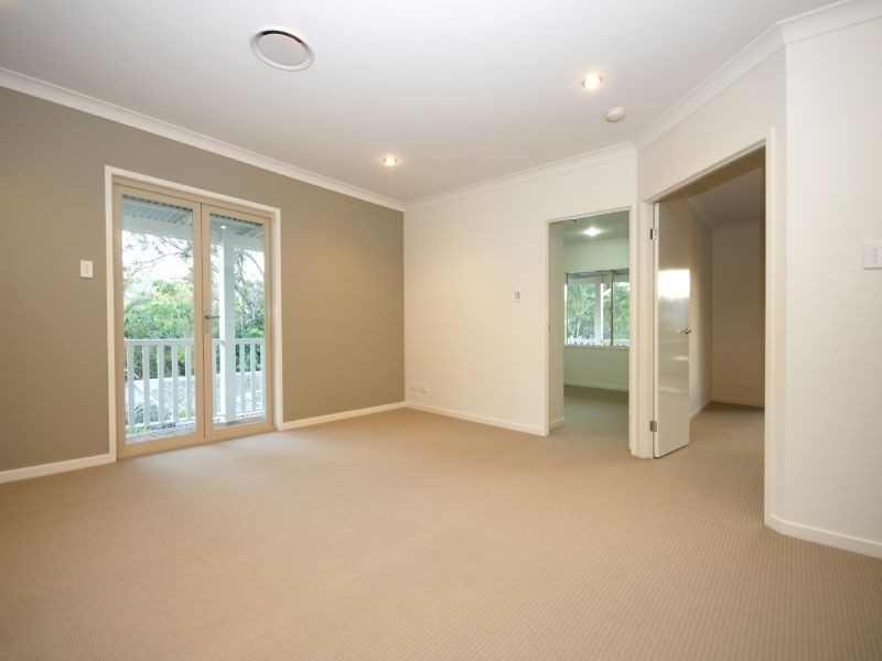 76 Coopers Camp Road, Bardon QLD 4065