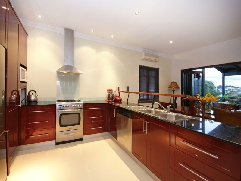 17 Bega Street, Grange QLD 4051