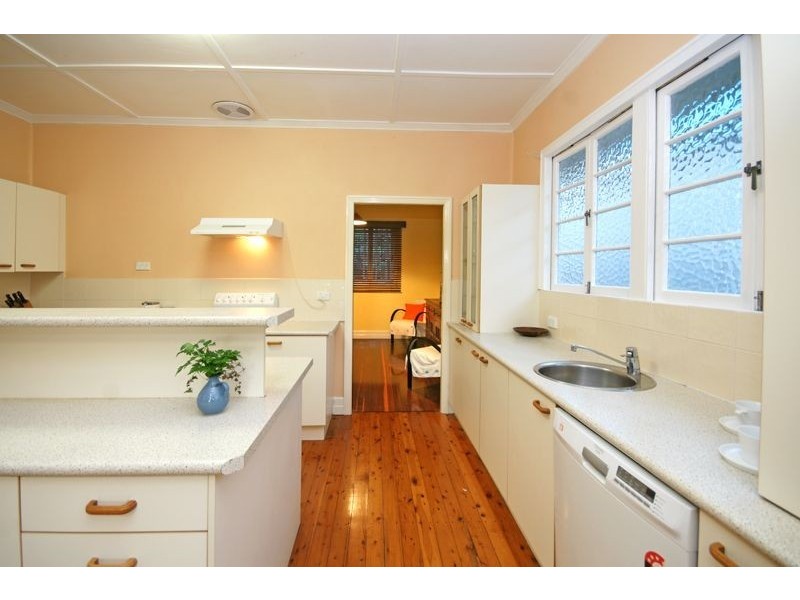 96 Banks Street, Alderley QLD 4051