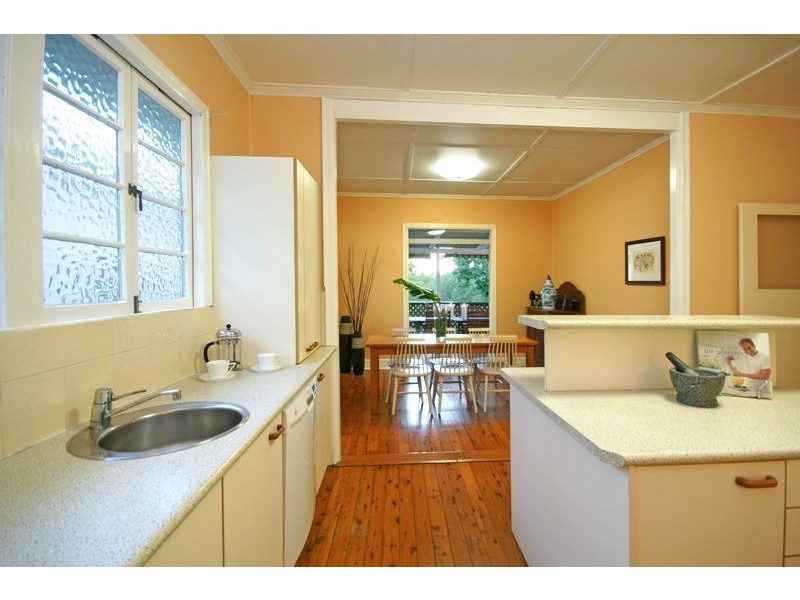 96 Banks Street, Alderley QLD 4051