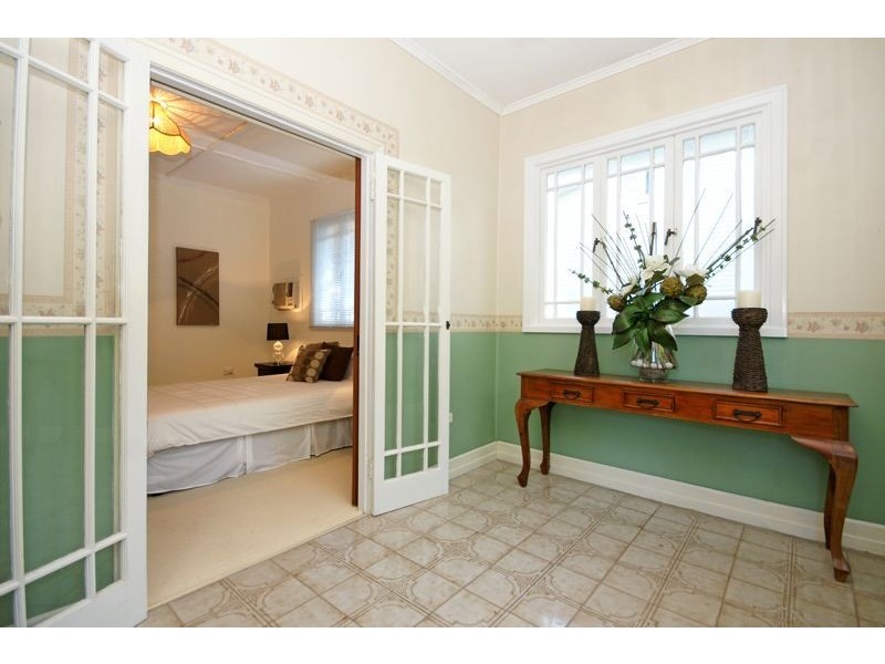 96 Banks Street, Alderley QLD 4051