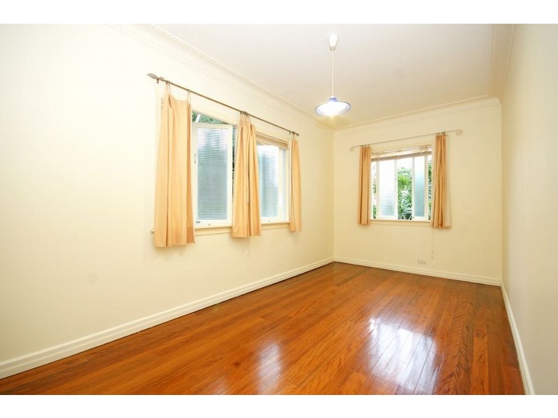 26 Argyle Street, Red Hill QLD 4059
