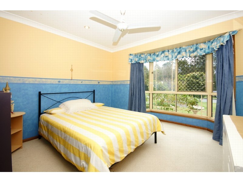 13 Seabrook Cres, Forest Lake QLD 4078