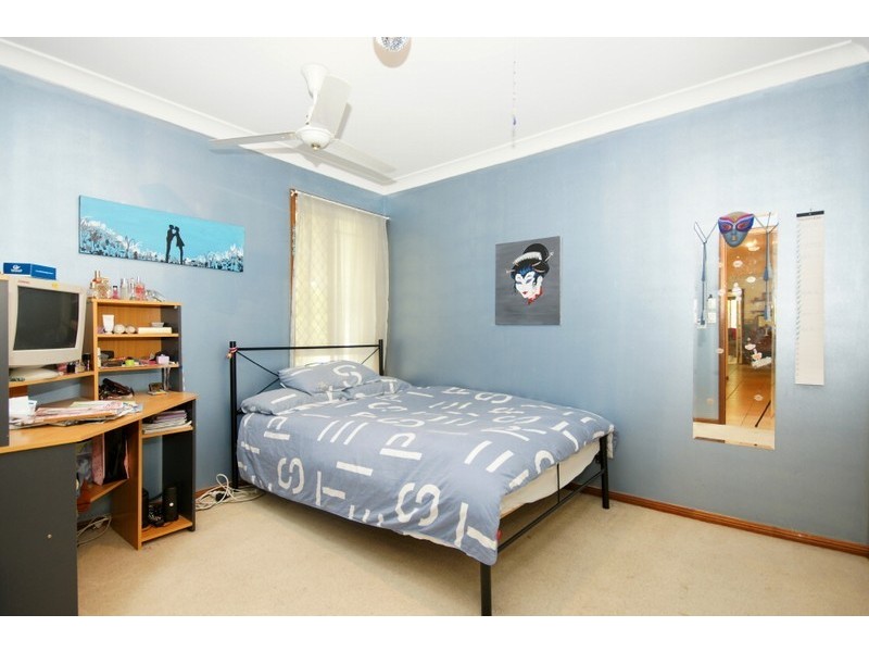 13 Seabrook Cres, Forest Lake QLD 4078