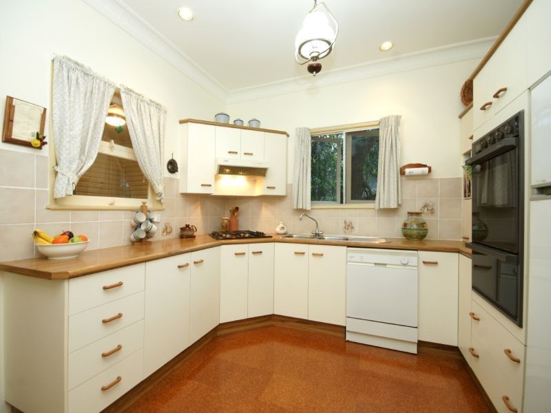 34 Willmington Street, Newmarket QLD 4051