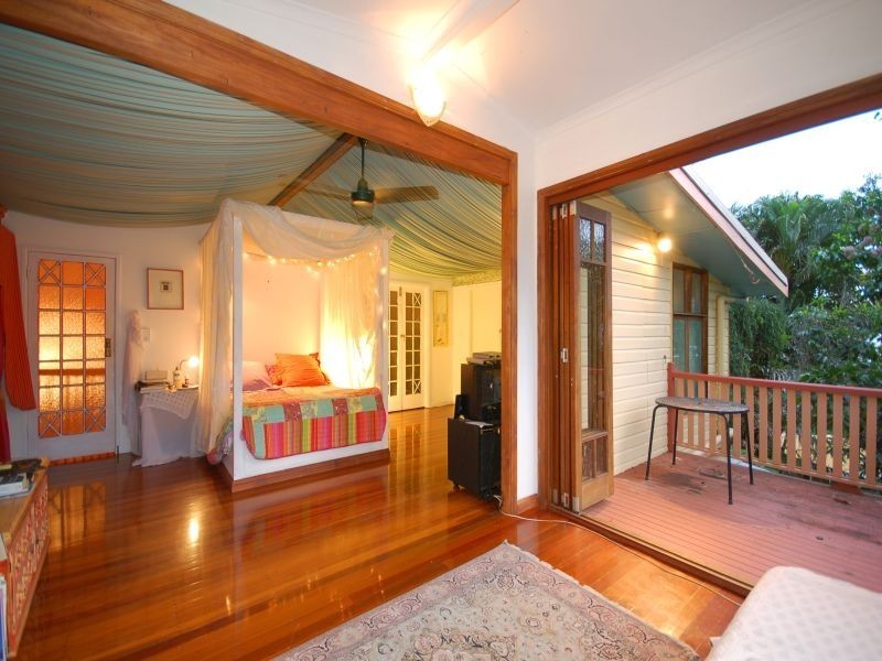 34 Diane Street, Yeronga QLD 4104