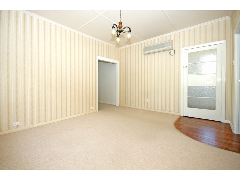 695 Oxley Road, Corinda QLD 4075