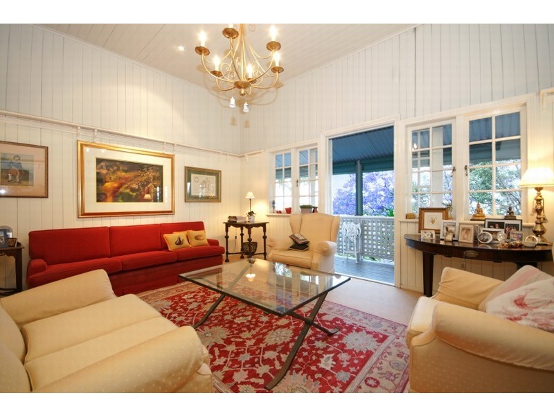 9 Mackay Street, Windsor QLD 4030