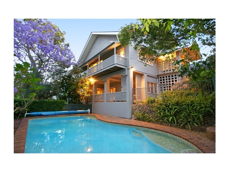 9 Mackay Street, Windsor QLD 4030