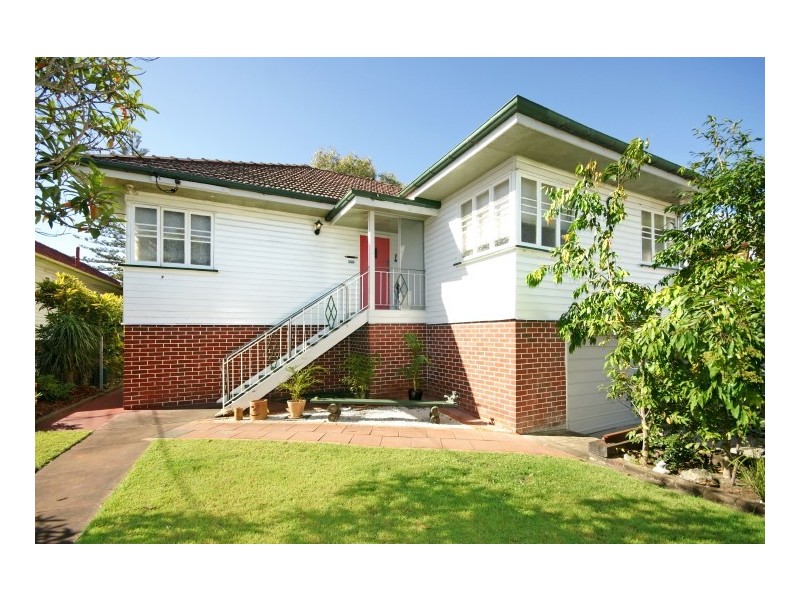 18 Badger Street, Newmarket QLD 4051