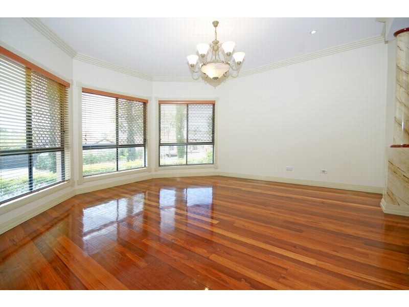 13 Kondalilla Parade, Forest Lake QLD 4078