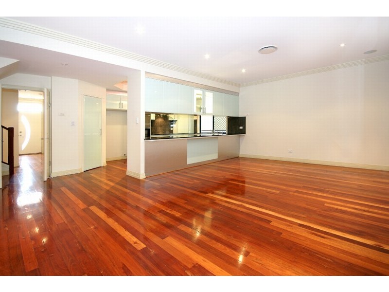 13 Kondalilla Parade, Forest Lake QLD 4078