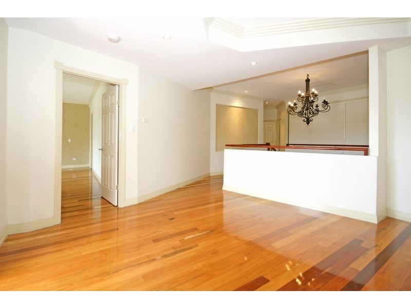 13 Kondalilla Parade, Forest Lake QLD 4078