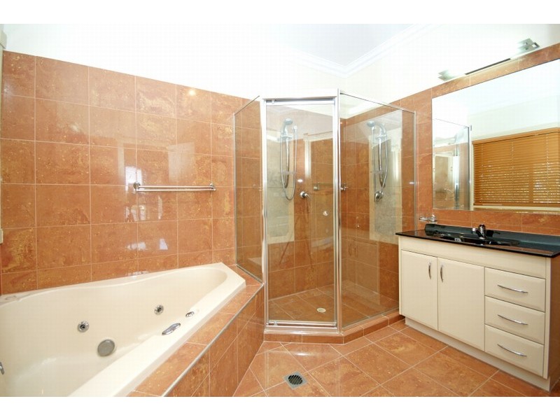 13 Kondalilla Parade, Forest Lake QLD 4078