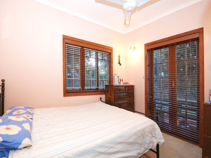 8 Camona Street, Kelvin Grove QLD 4059