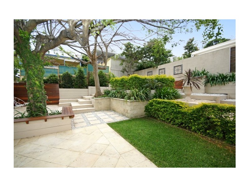 14 Cochrane Street, Paddington QLD 4064