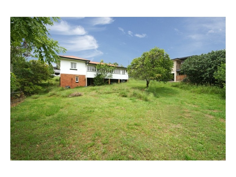 21 Noble Street, Camp Hill QLD 4152