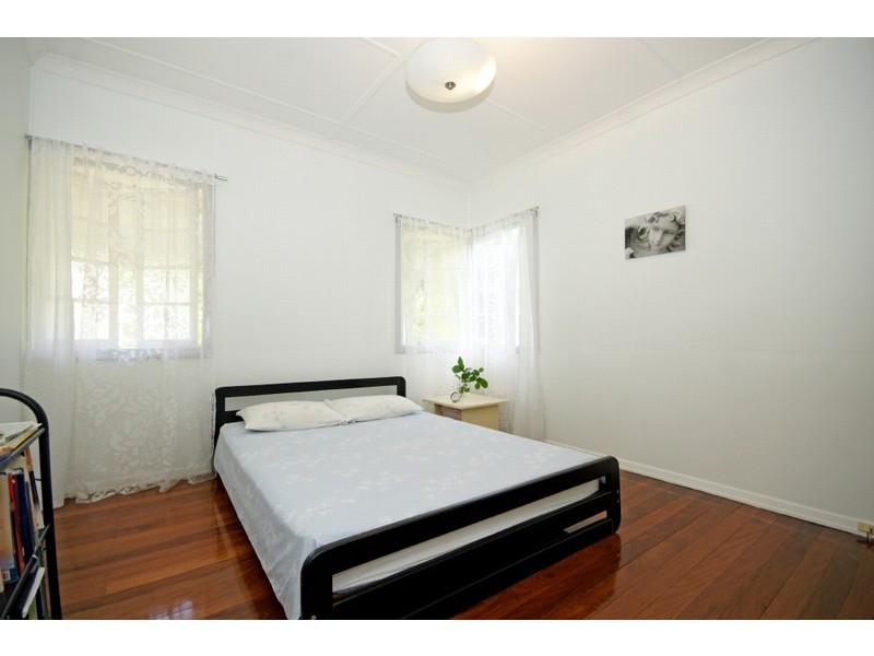 36 Alexandra Avenue, Taringa QLD 4068