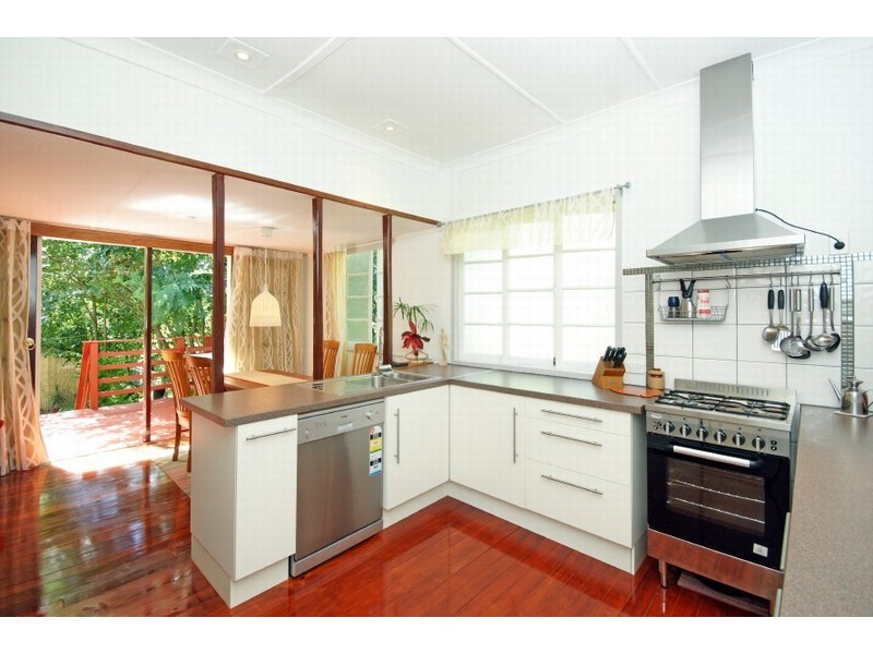 36 Alexandra Avenue, Taringa QLD 4068