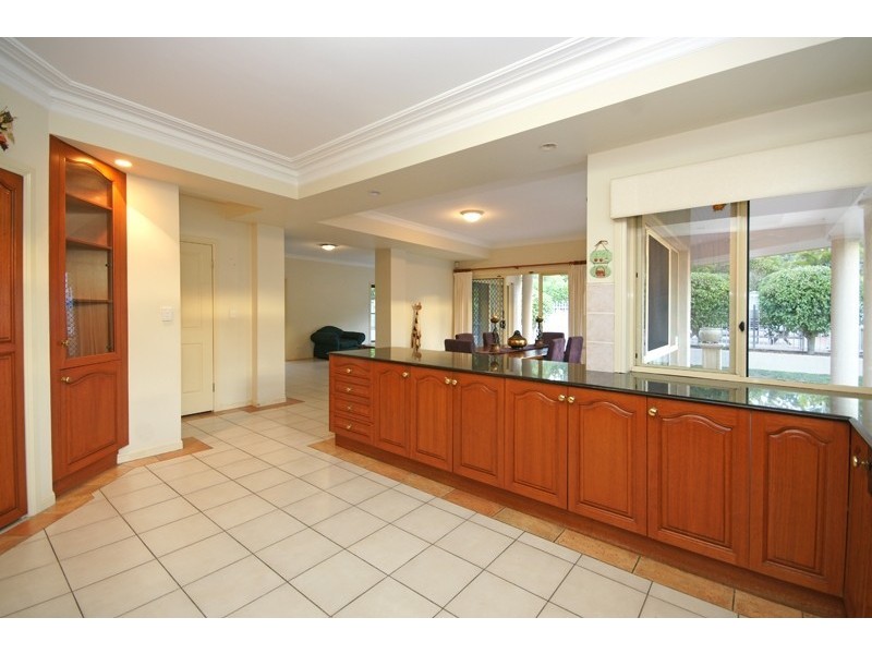 2 Minnelli Place, Mcdowall QLD 4053