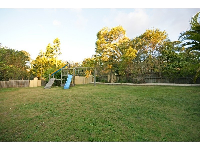 2 Minnelli Place, Mcdowall QLD 4053