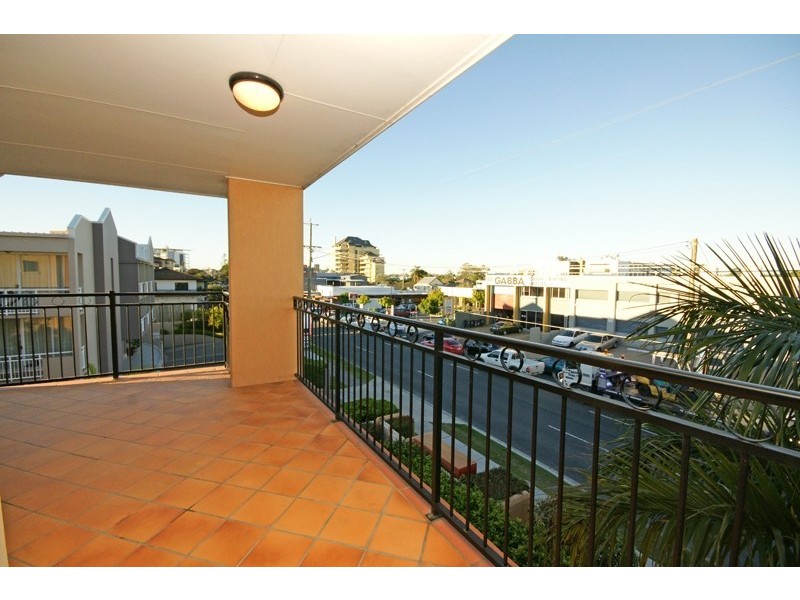 11/190 Wellington Road, East Brisbane QLD 4169