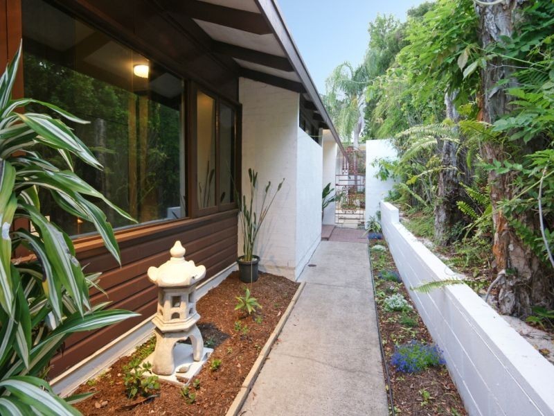 69 Windermere Road, Hamilton QLD 4007
