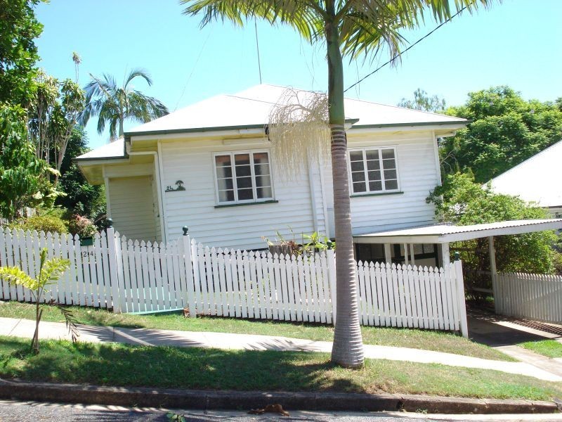 24 Cairns Street, Red Hill QLD 4059
