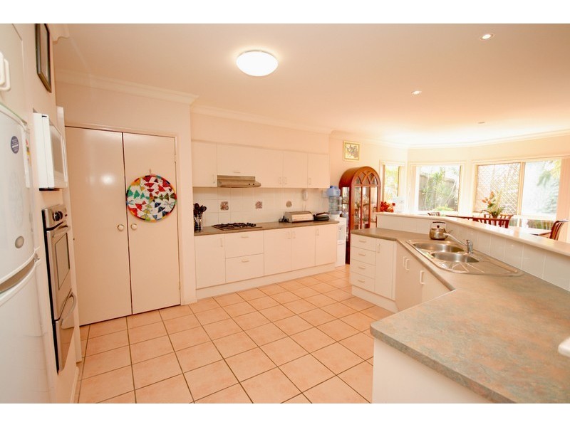 144 SP114554 Christopher Place, Sinnamon Park QLD 4073