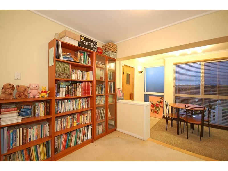 Mount Ommaney QLD 4074