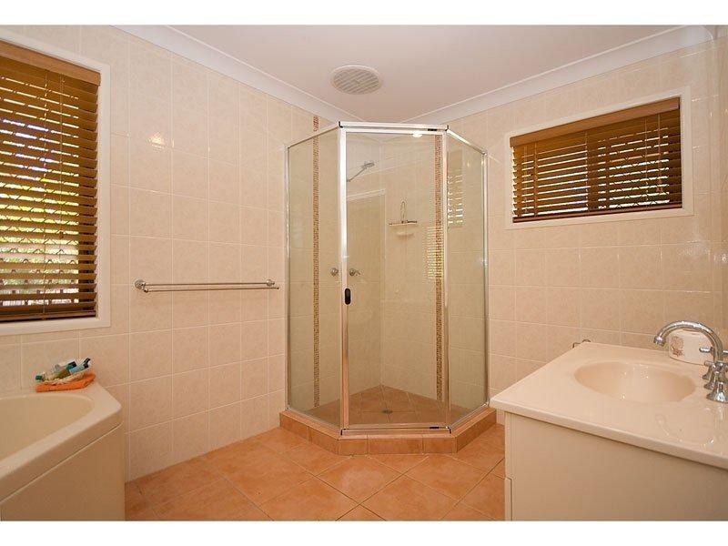 Mount Ommaney QLD 4074