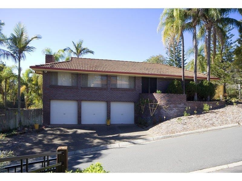 Mount Ommaney QLD 4074