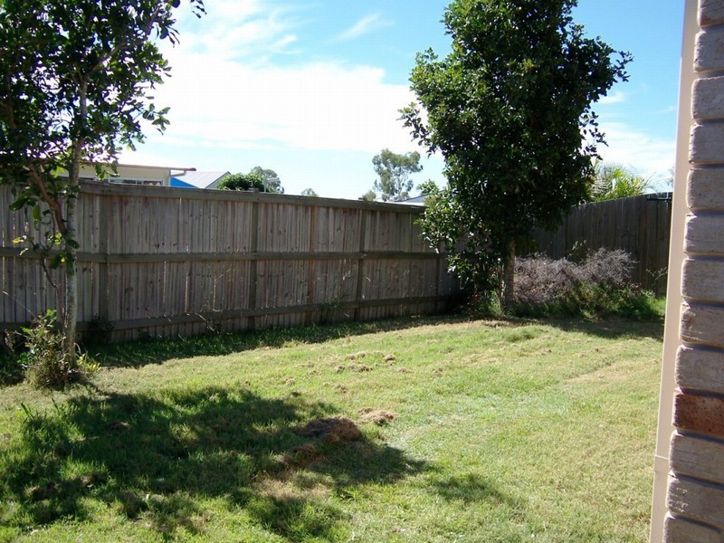 44 Regents Cct, Forest Lake QLD 4078