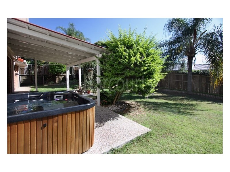 7 Wyambi Place, Middle Park QLD 4074