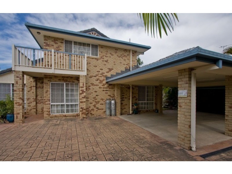 12 Calliandra Place, Sinnamon Park QLD 4073