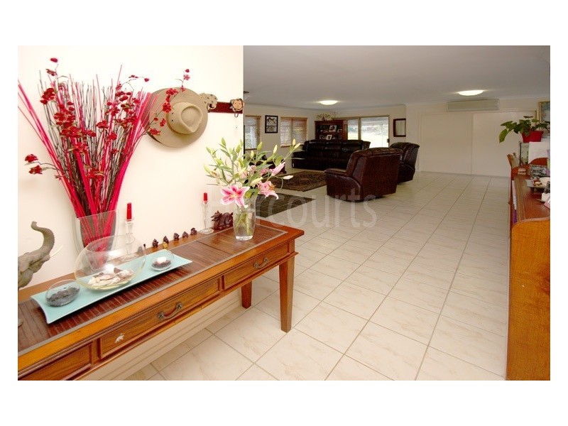 Upper Brookfield QLD 4069