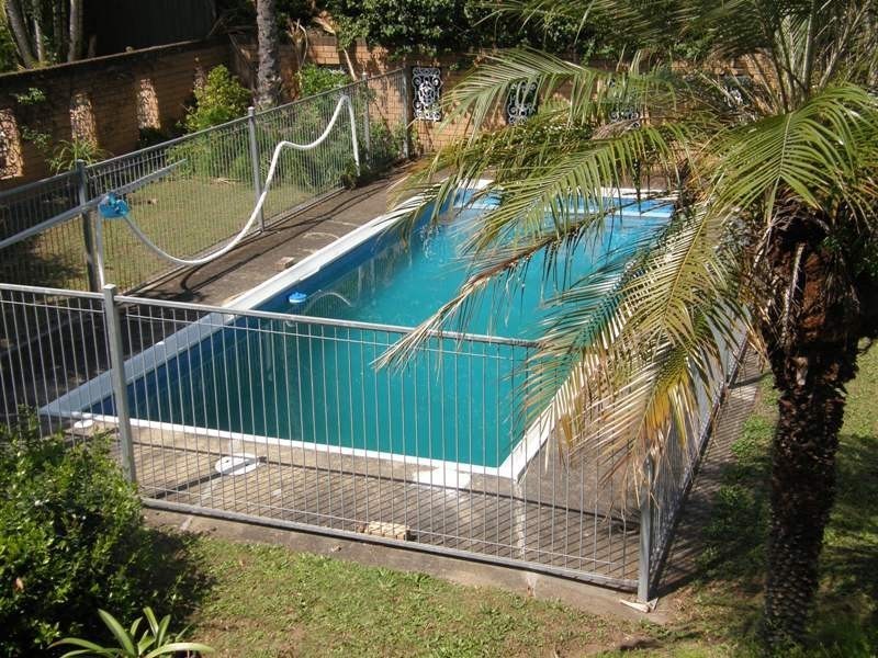 83 Dandenong Road, Jamboree Heights QLD 4074