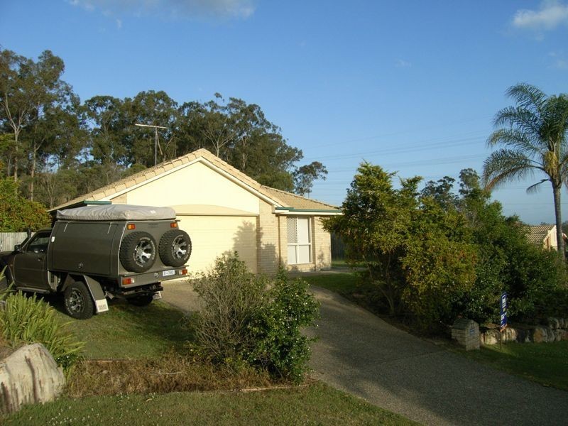 27 Stockwhip Place, Sumner QLD 4074