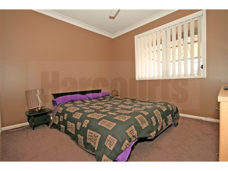 17 Dove Place, Springfield QLD 4300