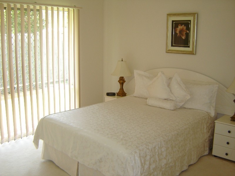 20 Derwent Place, Riverhills QLD 4074