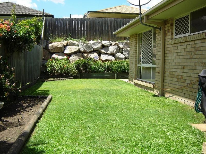 20 Derwent Place, Riverhills QLD 4074