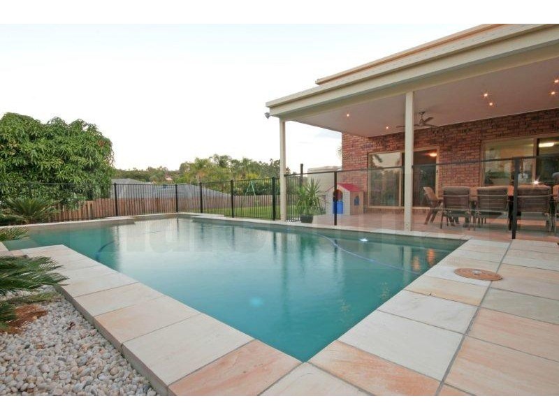 9 Blyde Street, Sinnamon Park QLD 4073