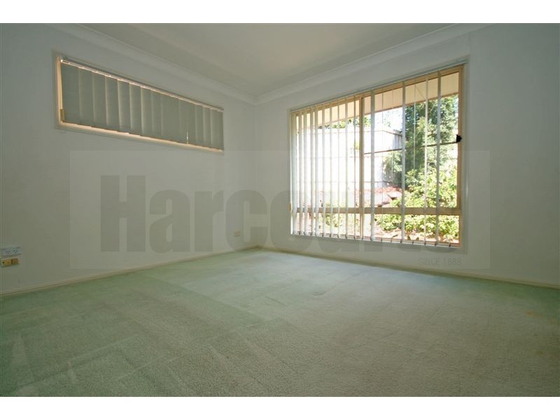 2/241 Horizon Drive, Westlake QLD 4074