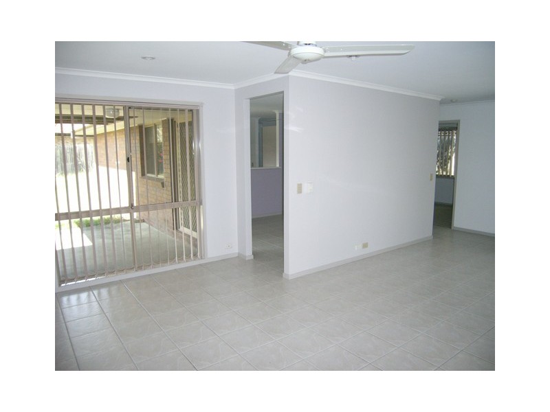 60 McPherson Road, Sinnamon Park QLD 4073